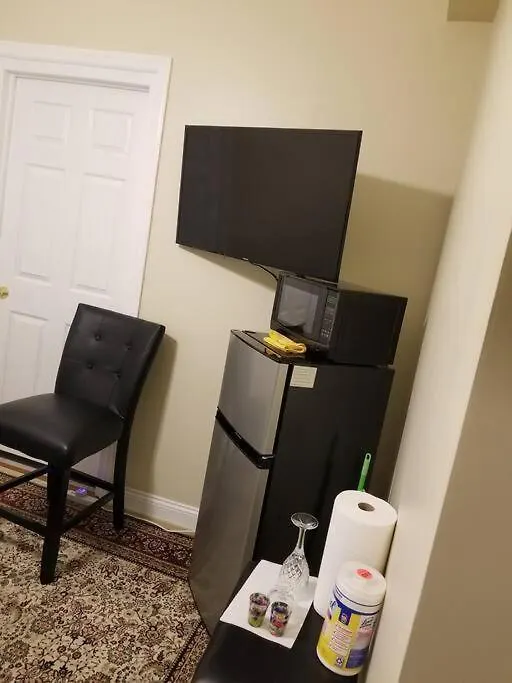 Cozy & All Private Space Close To Rumc & Siuh New York Apartment